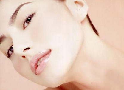 原來防御+修護(hù) 才是正確的護(hù)膚姿勢(shì) 原來防御+修護(hù) 才是正確的護(hù)膚姿勢(shì)