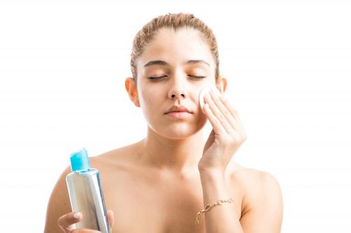 用護膚品刺痛，真的是因為皮膚缺水嗎？